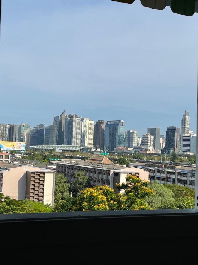 Apartment A4 Dindaeng Bangkok Bagian luar foto