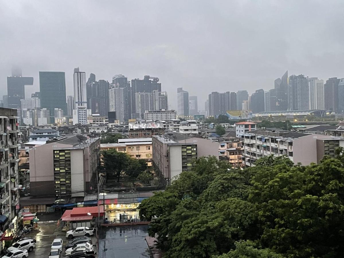 Apartment A4 Dindaeng Bangkok Bagian luar foto